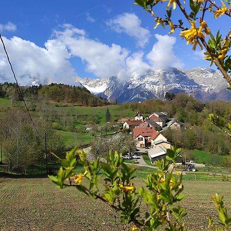 Les Clarines Perceneige - Chambre D'Hotes Vue Sur Montagne & Spa Saint-Jacques-en-Valgodemard 외부 사진